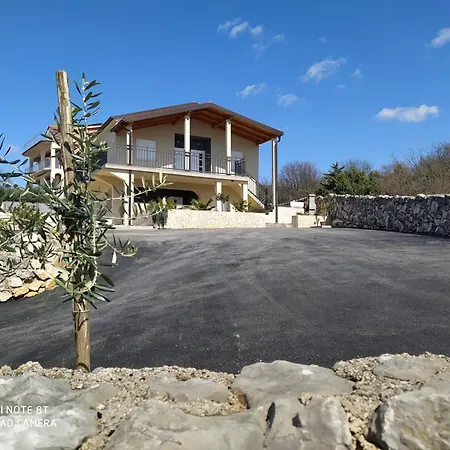 Apartmani Suzana Crikvenica Exterior photo